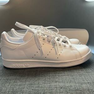 Like New Adidas Stan Smith Leather Sneakers